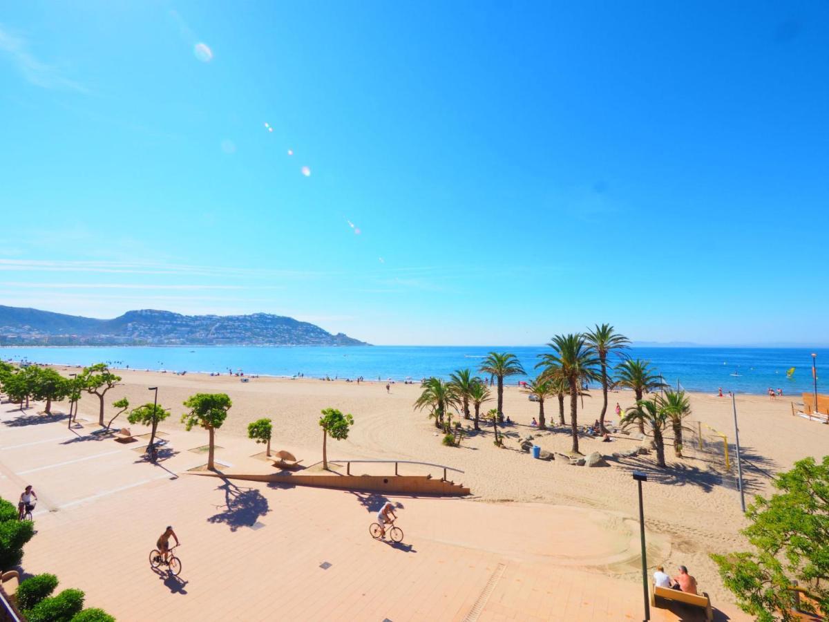 Apartment Platja De Roses-7 By Interhome Екстер'єр фото
